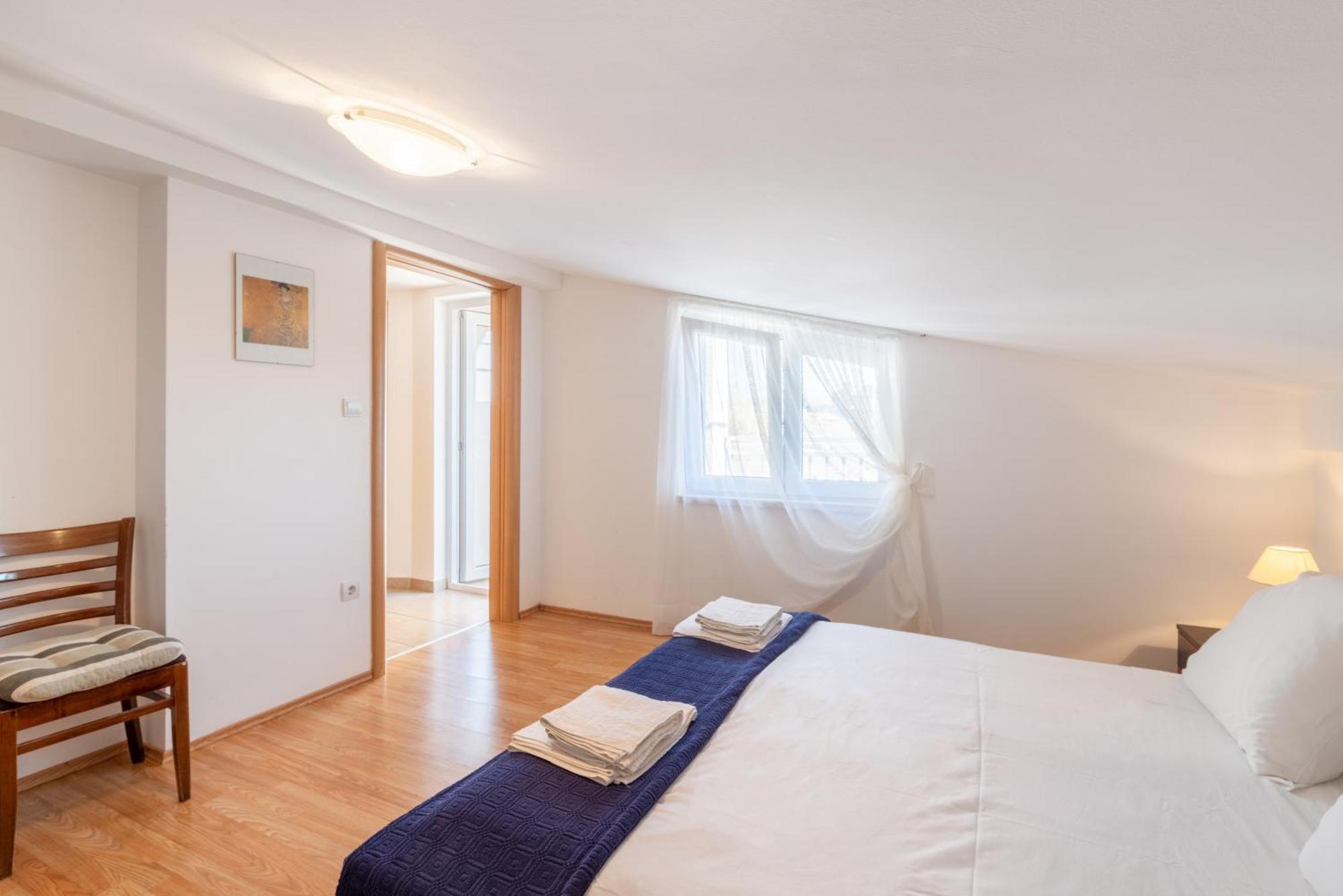 Apartments With A Parking Space Lopar, Rab - 14070 Ruang foto